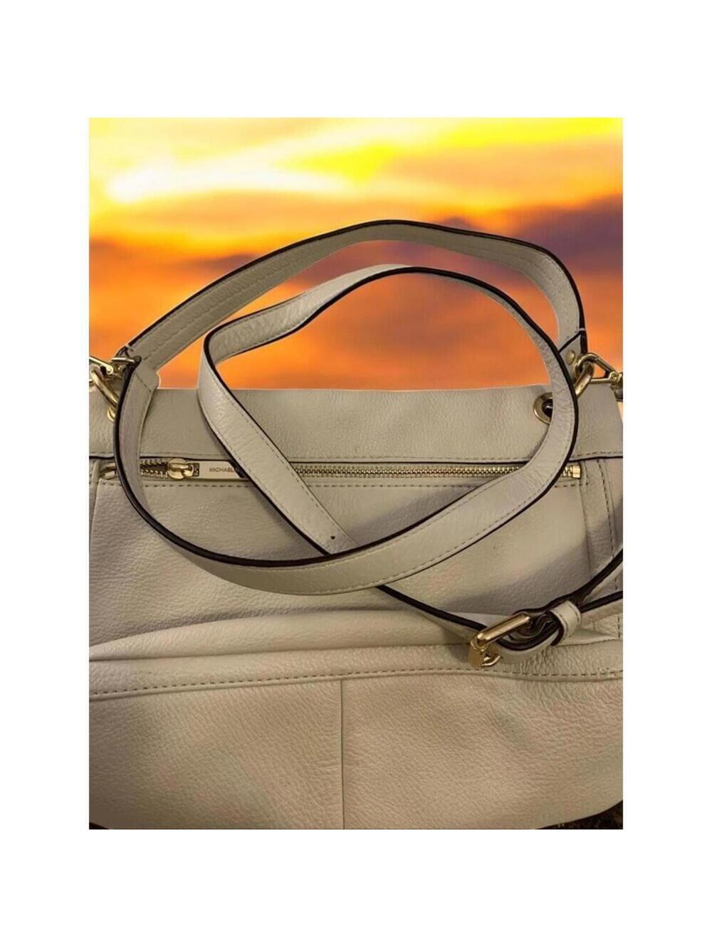 Michael Kors Stockard Vanilla Leather Convertible Shoulder Bag Purse EUC - Picture 4 of 9